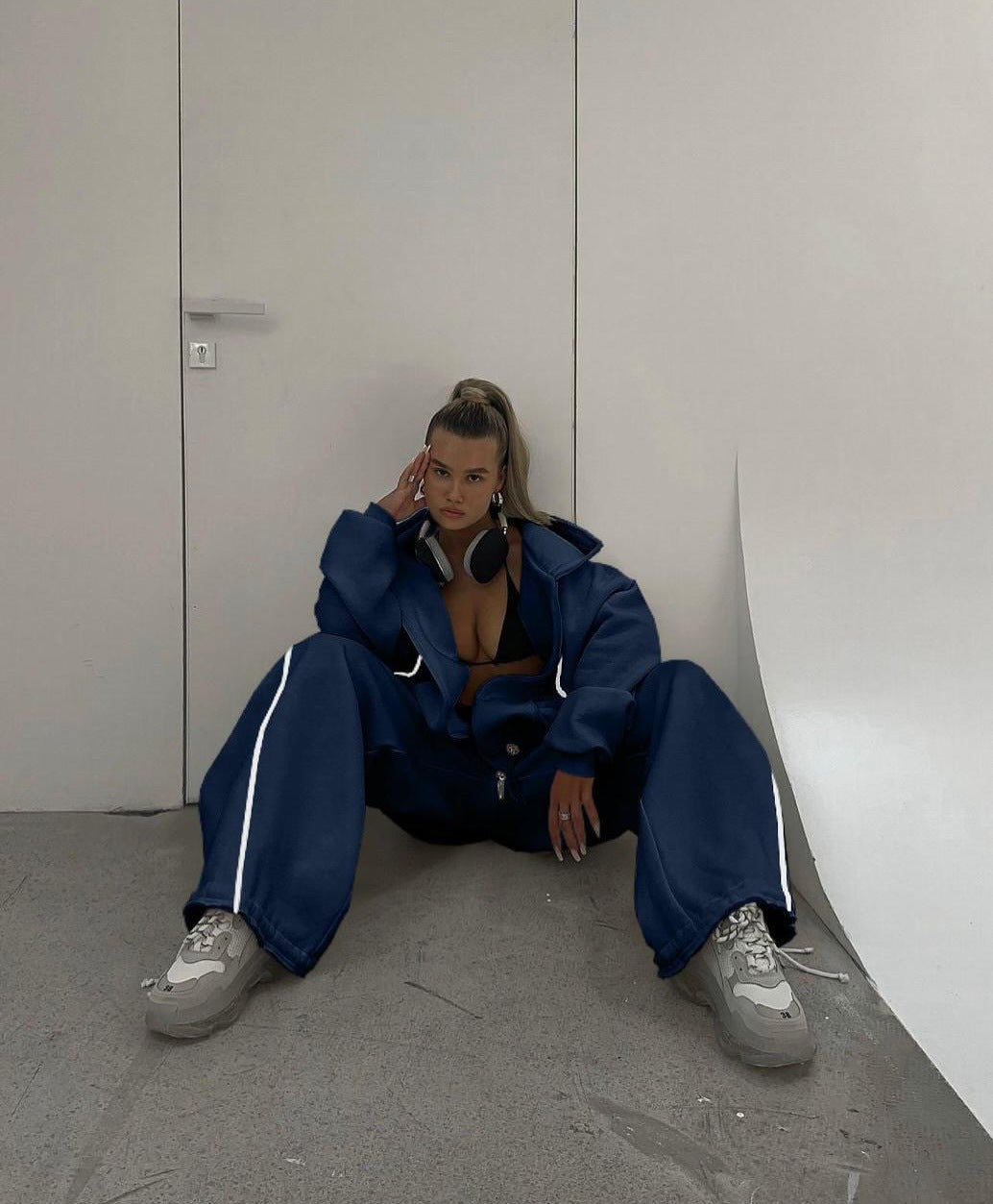 Women's Color-Block Hooded Zip-Up Set | Loose Straight-Leg Pants