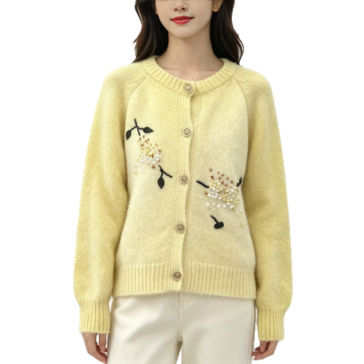 Round neck single breasted embroidered sweater