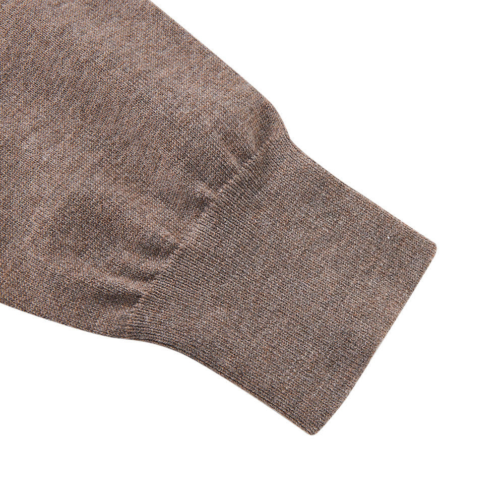 Solid color knitted base shirt