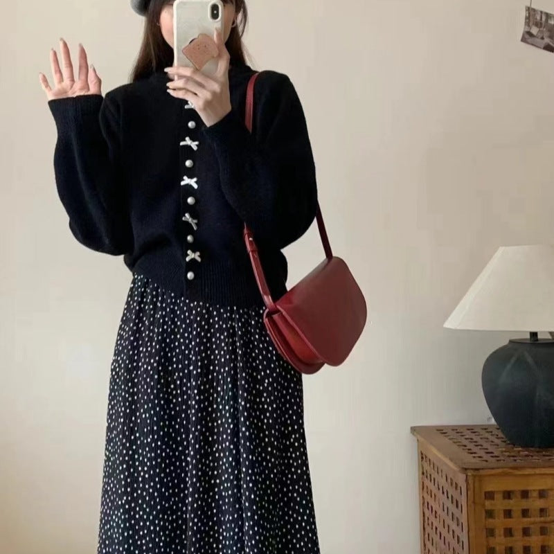 Butterfly knot pearl button knitted cardigan