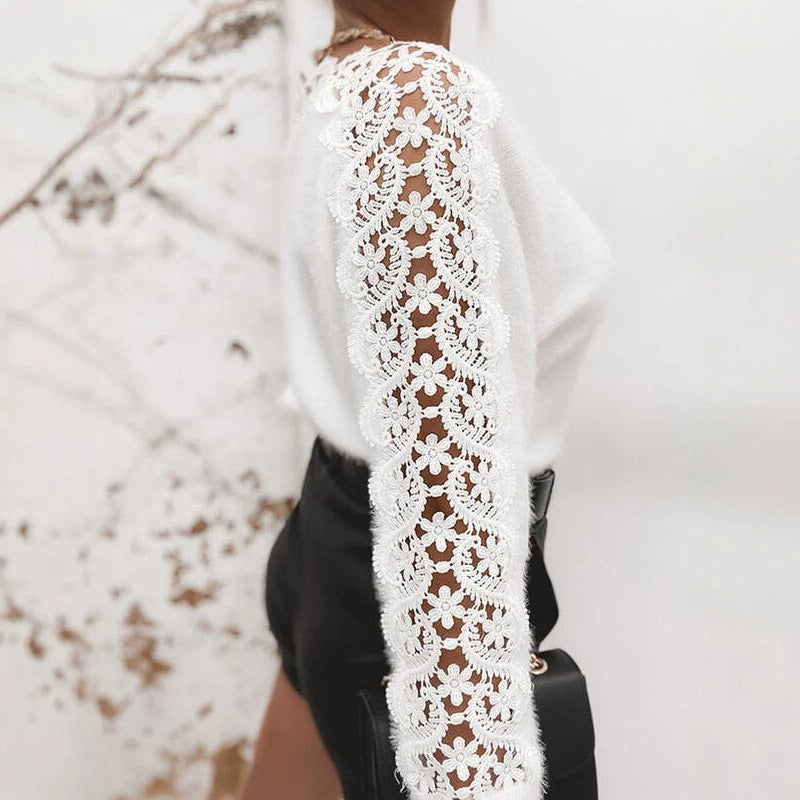 Sweater with one collar and lace patchwork sleeves
