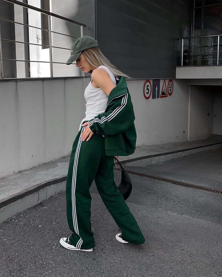 Sporty Casual Hooded Jacket Loose Color-block Striped Wide-leg Pants Two-piece Set for Women