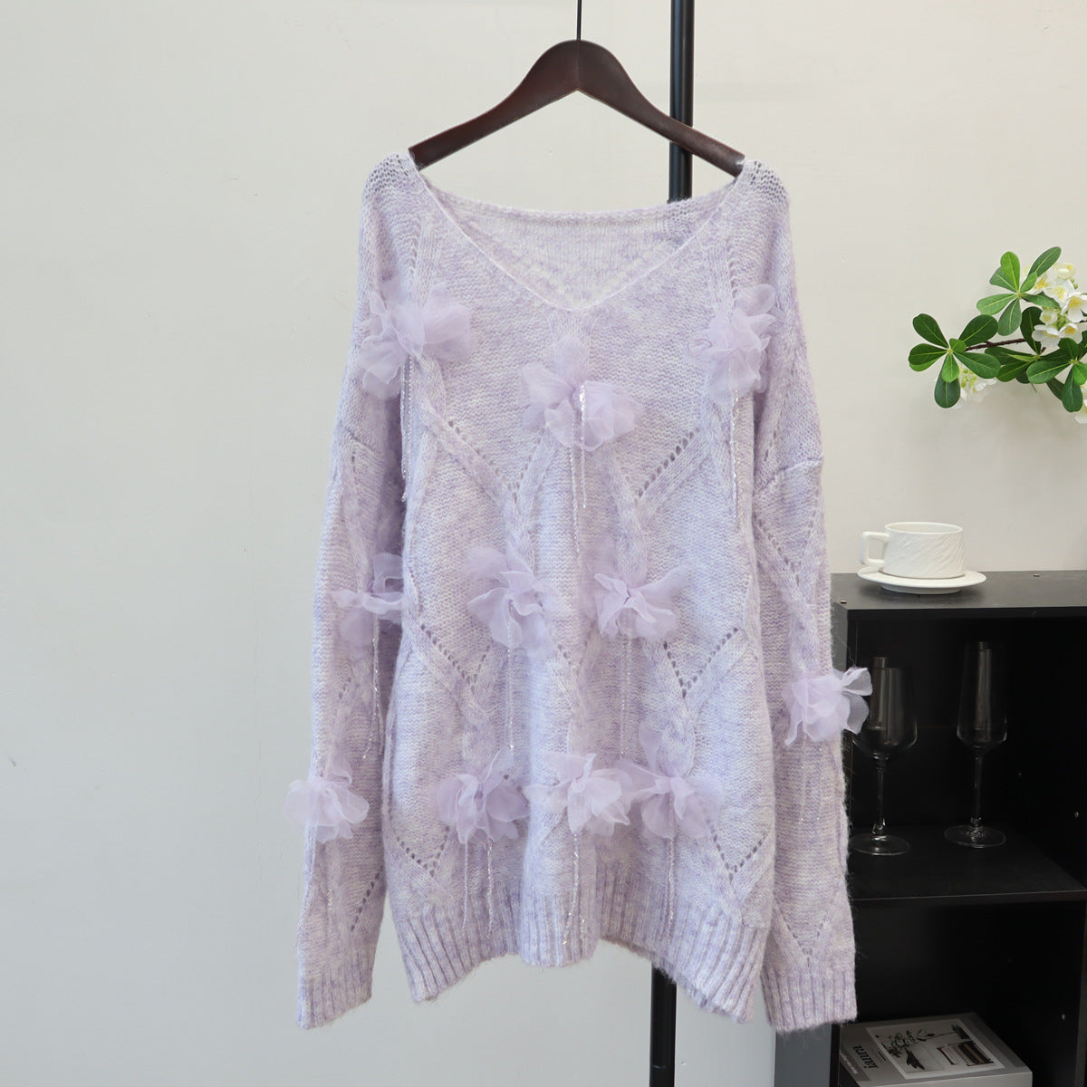 Loose long sleeved pullover sweater
