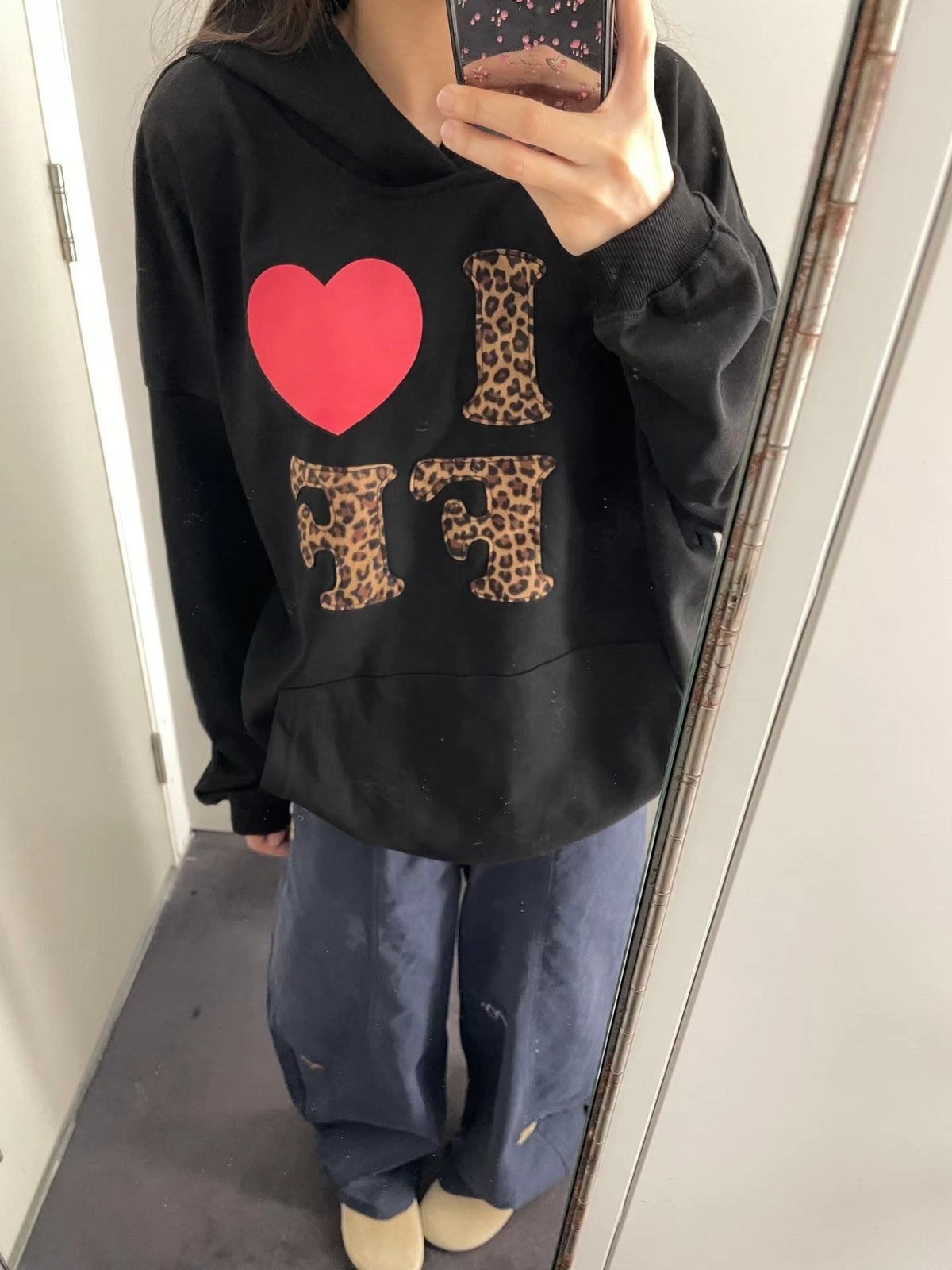 Hoodie with Leopard Print, Heart and Letter Pattern, Loose Fit, Pullover, Casual, Lazy Style