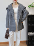 Big collar long sleeved sweater
