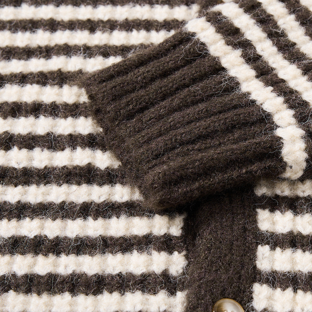 Contrast striped round neck knitted sweater