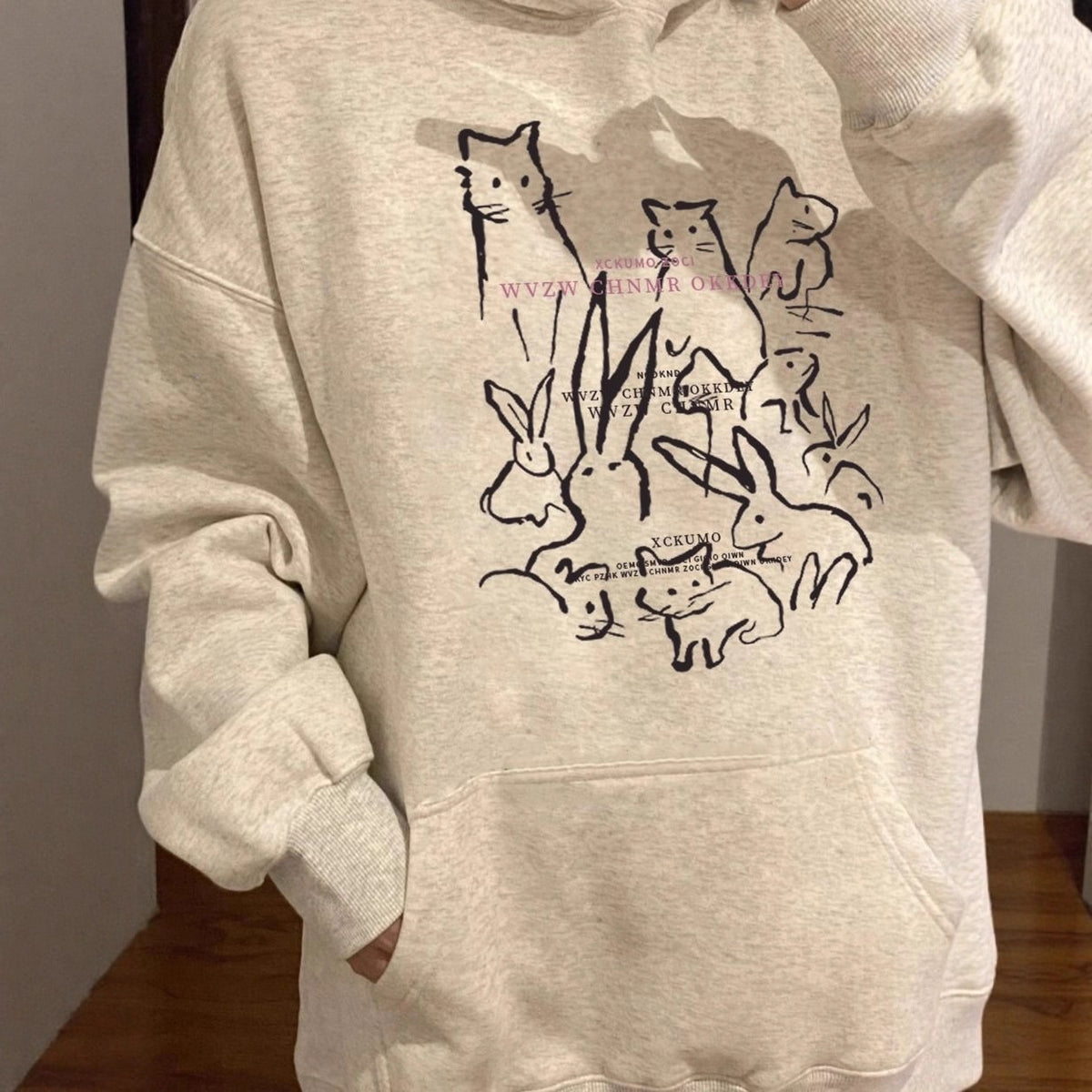 Fleece-Lined Thick Hoodie for Women, INS Trendy Unique Beautiful Cartoon Graffiti Loose Hooded Sweatshirt