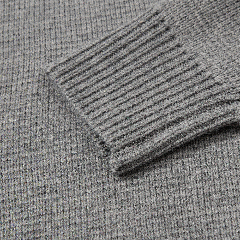 Loose solid color round neck sweater
