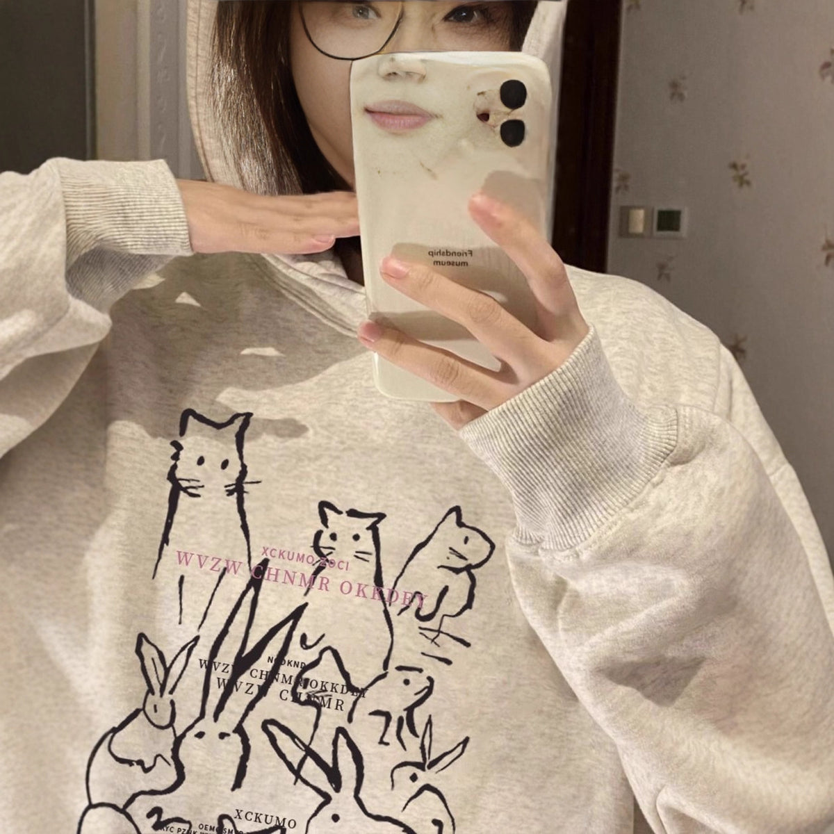 Fleece-Lined Thick Hoodie for Women, INS Trendy Unique Beautiful Cartoon Graffiti Loose Hooded Sweatshirt