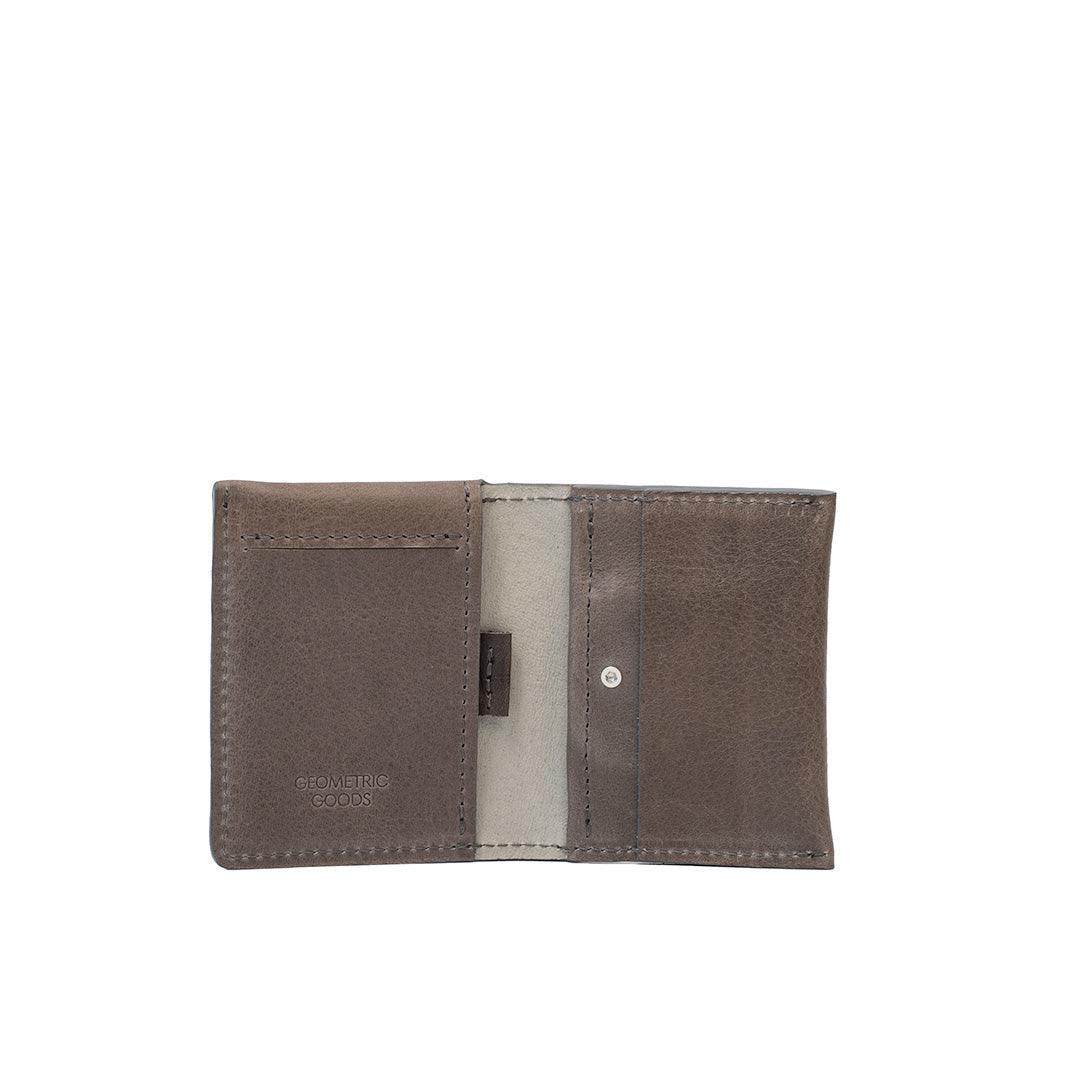 Leather Card Holder for AirTag- Minimalist 5.2